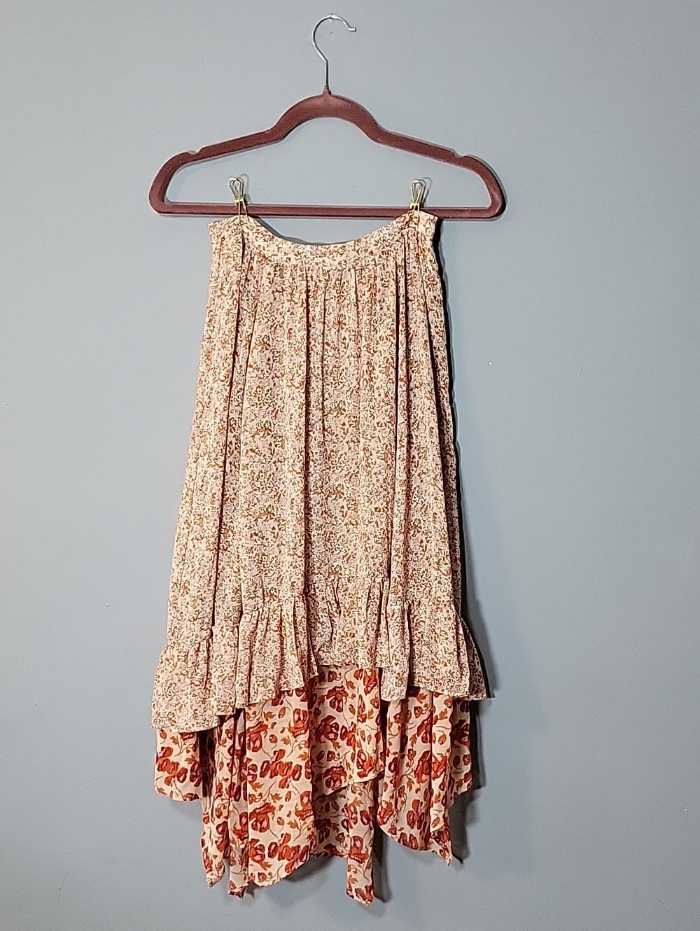 Free People Size 4 Zuma Drippy Boho Cottage Floral Tiered Midi Skirt in Pink - Picture 14 of 14